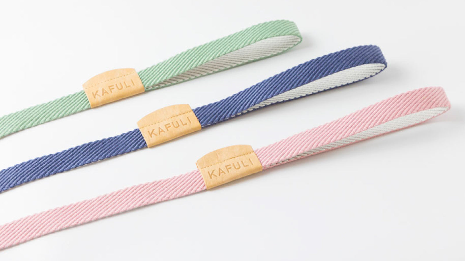 新登場の犬用ハーネス「KAFULIライトハーネス&リード」